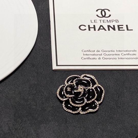 Chanel Brooch 11lyh53